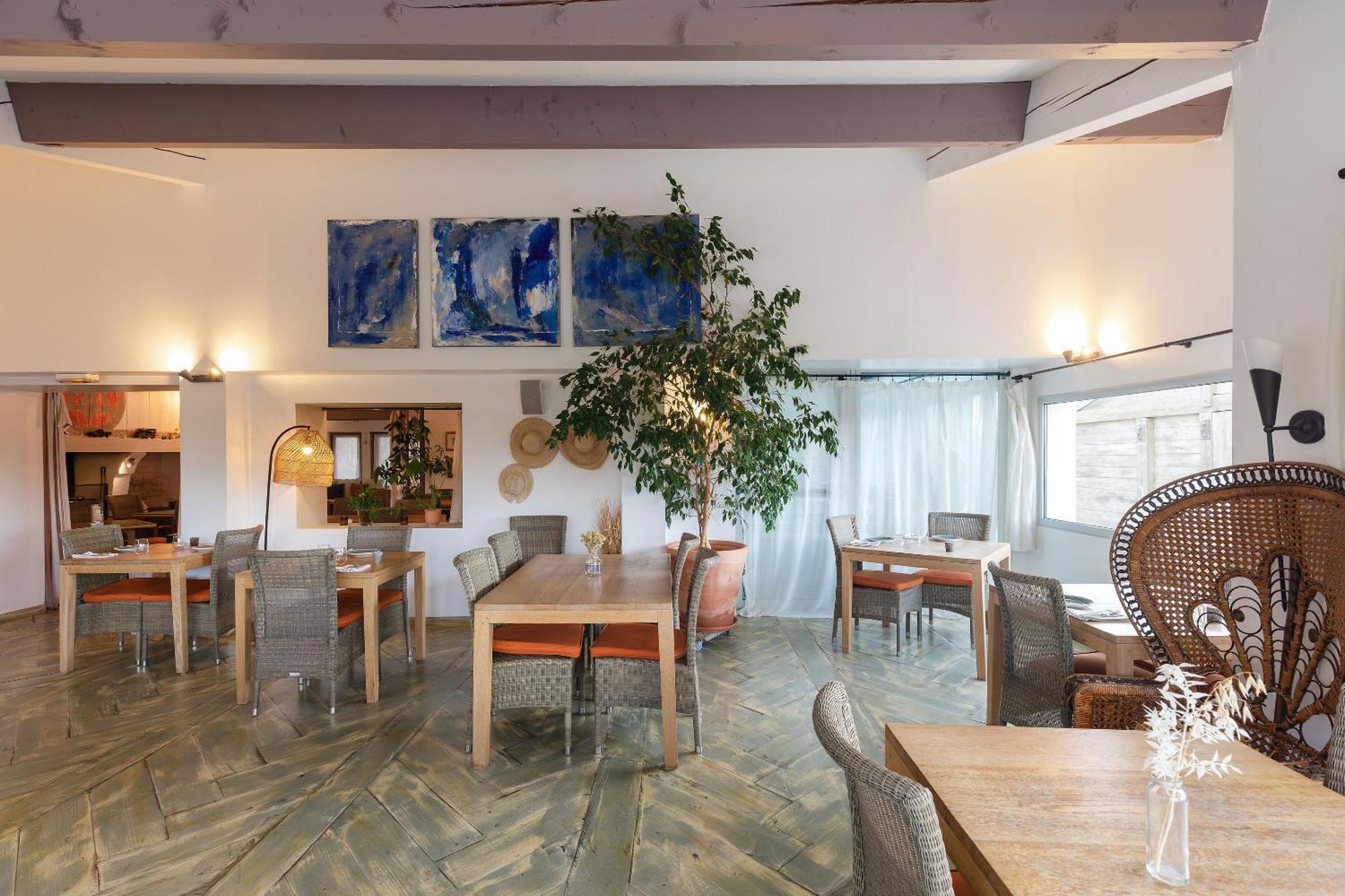 Hotel Restaurant Les Arnelles Saintes-Maries-de-la-Mer Ngoại thất bức ảnh